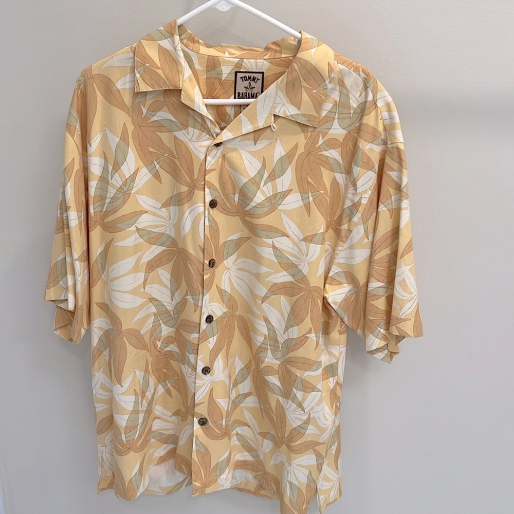 Tommy Bahama Short Sleeve Silk Shirt